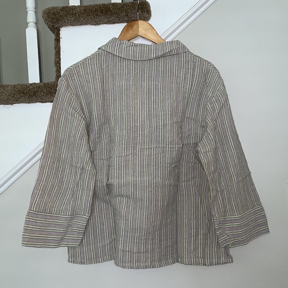 🆕 MODODOC • Button-Up Top - Picture 4 of 6